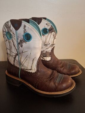 Ariat Fat Baby Snow camo boots Size 8